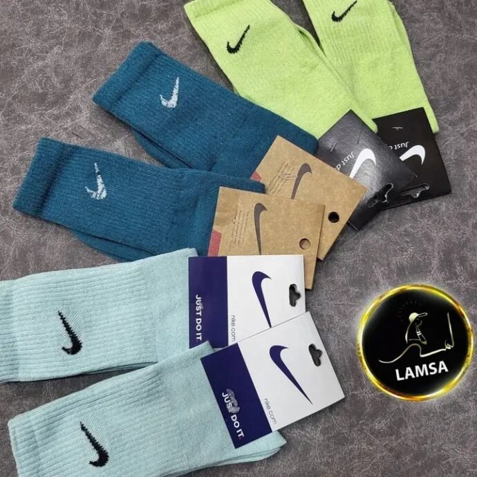 ⁦جوارب Nike رياضية 200da⁩ - الصورة ⁦2⁩