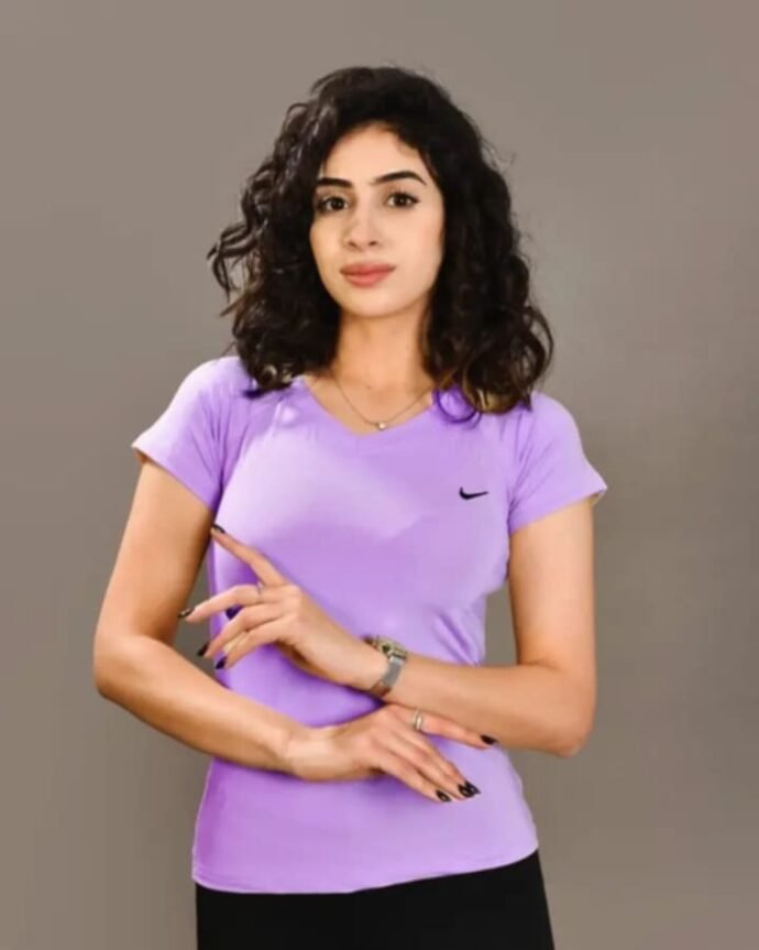 ⁦تيشرت رياضيNike "برقبة2100da"V⁩ - الصورة ⁦8⁩